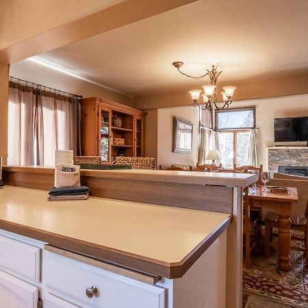 Sunrise 9 Villa Мамът Лейкс Екстериор снимка