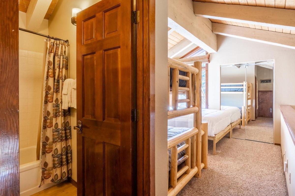 Sunrise 9 Villa Мамът Лейкс Екстериор снимка
